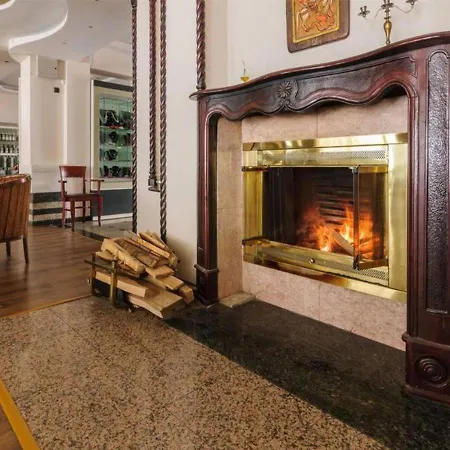 Chateau Vaptzarov Hotel 4*