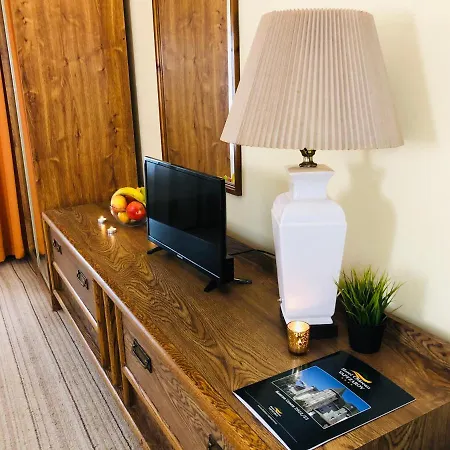 Chateau Vaptzarov ホテル 4*