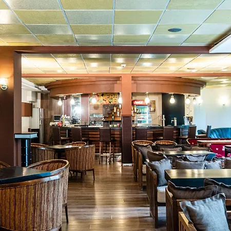 Hotel Chateau Vaptzarov 4*